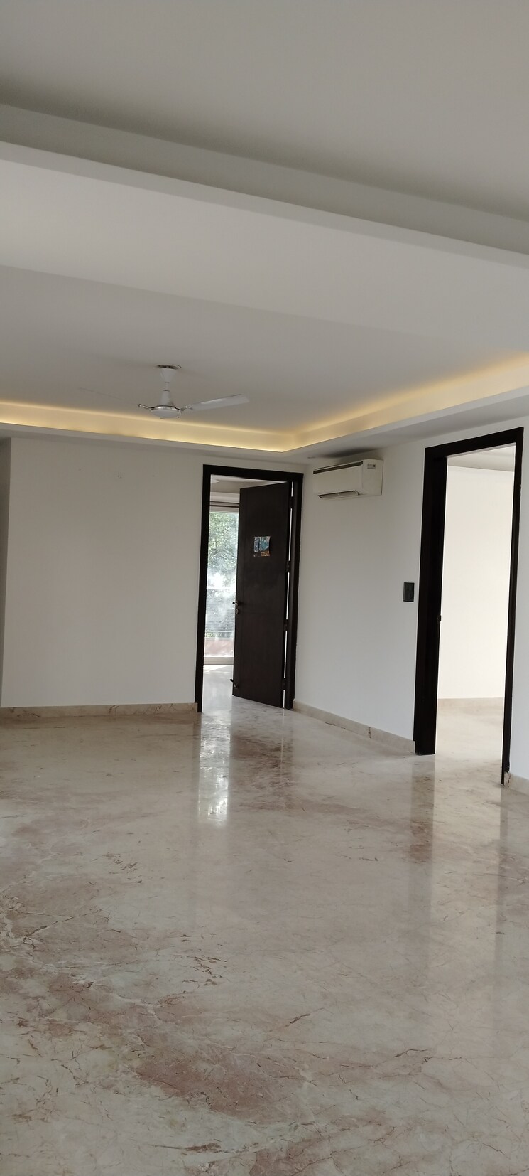 Room, unitech-south-city-ii 4 Bedroom 2600 Sq.Ft. Builder Floor In Sector 50 Gurgaon 8731761