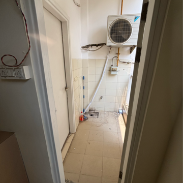 Building Lobby in 2.5 BHK Apartment at Central Park 3 Flower Valley, Sohna Sector 33 – for Rent