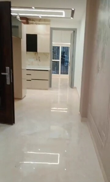 Room in 2 BHK Builder Floor at Lajpat Nagar – for Sale