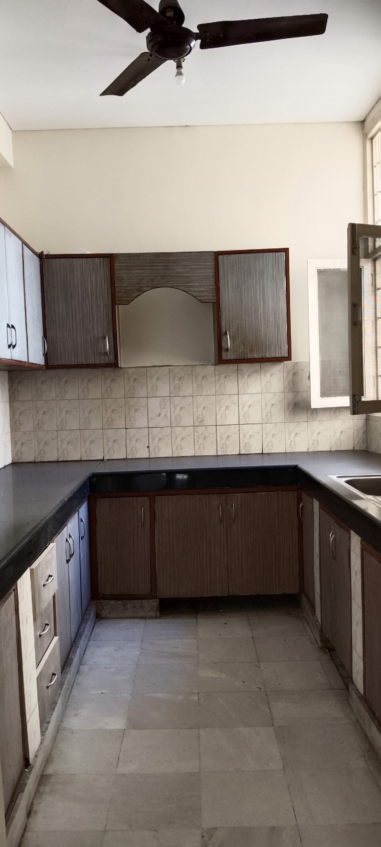 Kitchen, ss-mayfield-gardens 3 Bedroom 1500 Sq.Ft. Independent House In Sector 51 Gurgaon 8731796