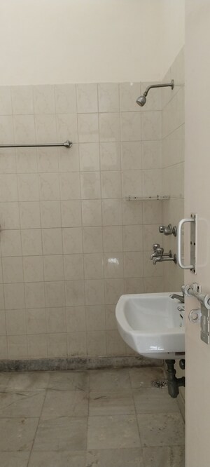 Bathroom in 3 BHK Independent House at SS Mayfield Gardens, Sector 51 – for Sale