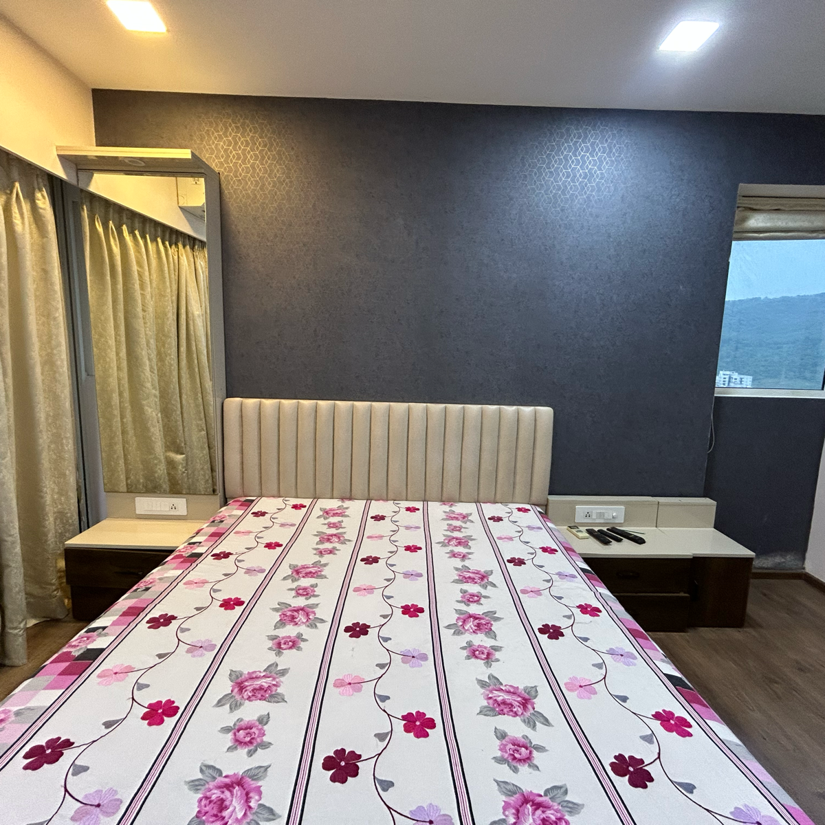 2 BHK + Pooja Room Apartment For Rent in Puraniks One Hometown