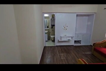 Room in 3 BHK Apartment at Lodha Splendora Phase II, Ghodbunder Road – for Rent