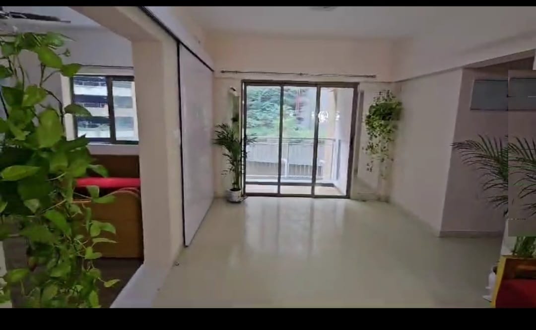 3 BHK + Study Room 1350 Sq.Ft. Apartment in Lodha Splendora Phase II