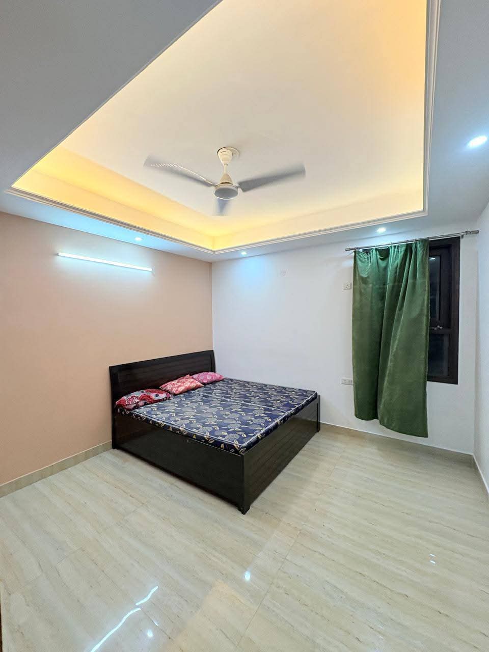 2 BHK Builder Floor For Rent in Saket