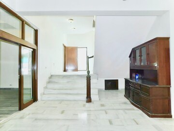 Living Room in 5 BHK Villa at Saket – for Rent