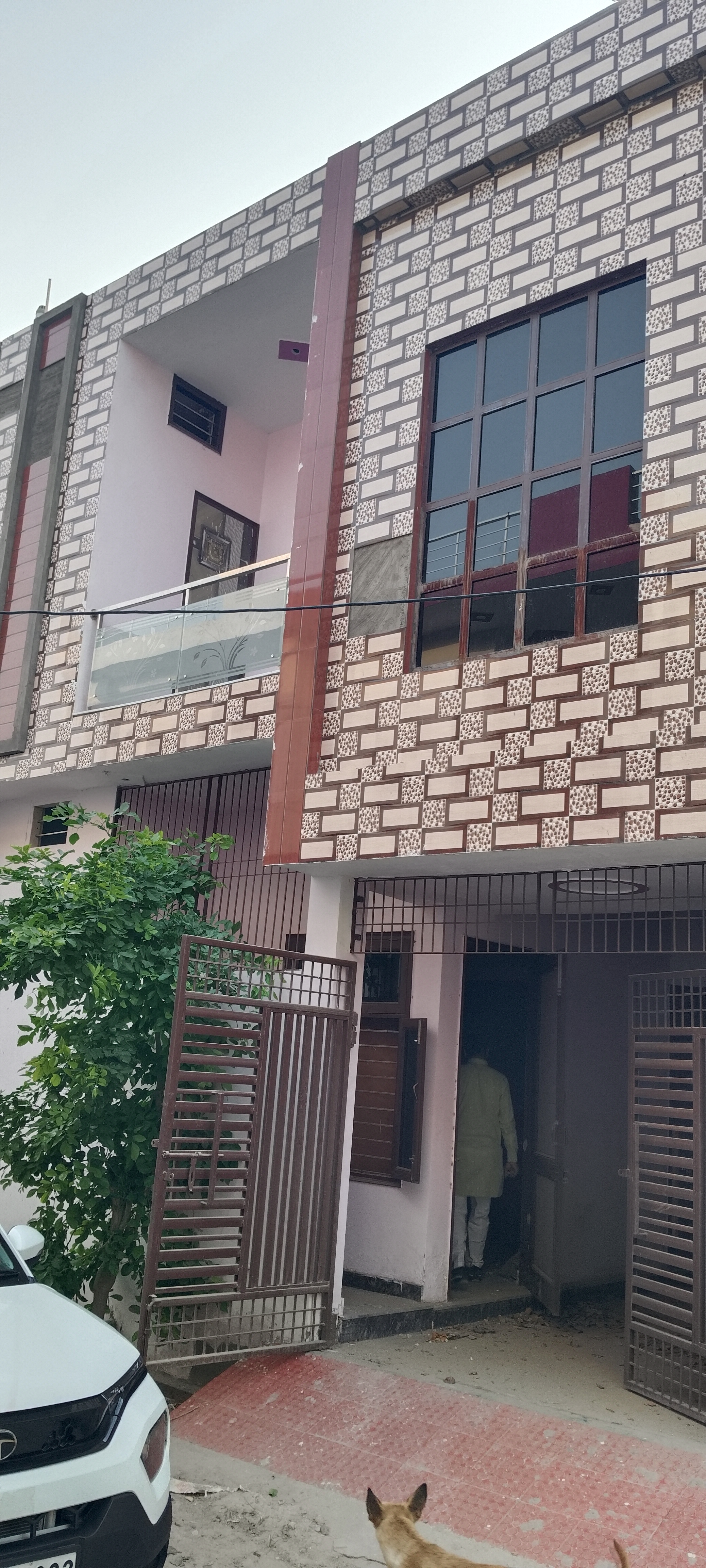 3 BHK + Servant Room Independent House For Sale in Sainik Vihar Near By Raks