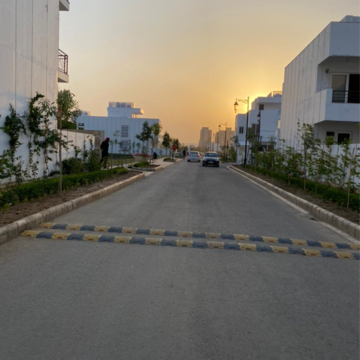 3 BHK Apartment For Rent in Central Park 3 Flower Valley, Sohna Sector 33