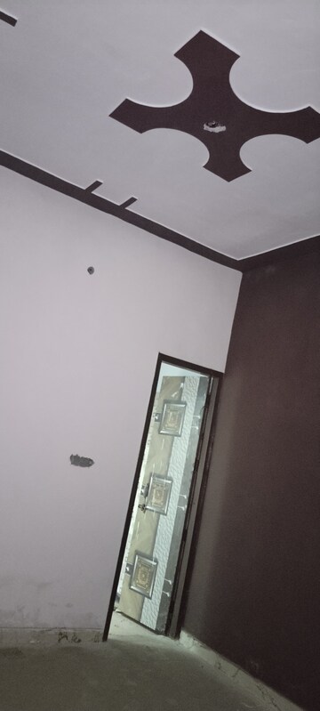 Room in 3 BHK Independent House at Amehra Adipur – for Sale