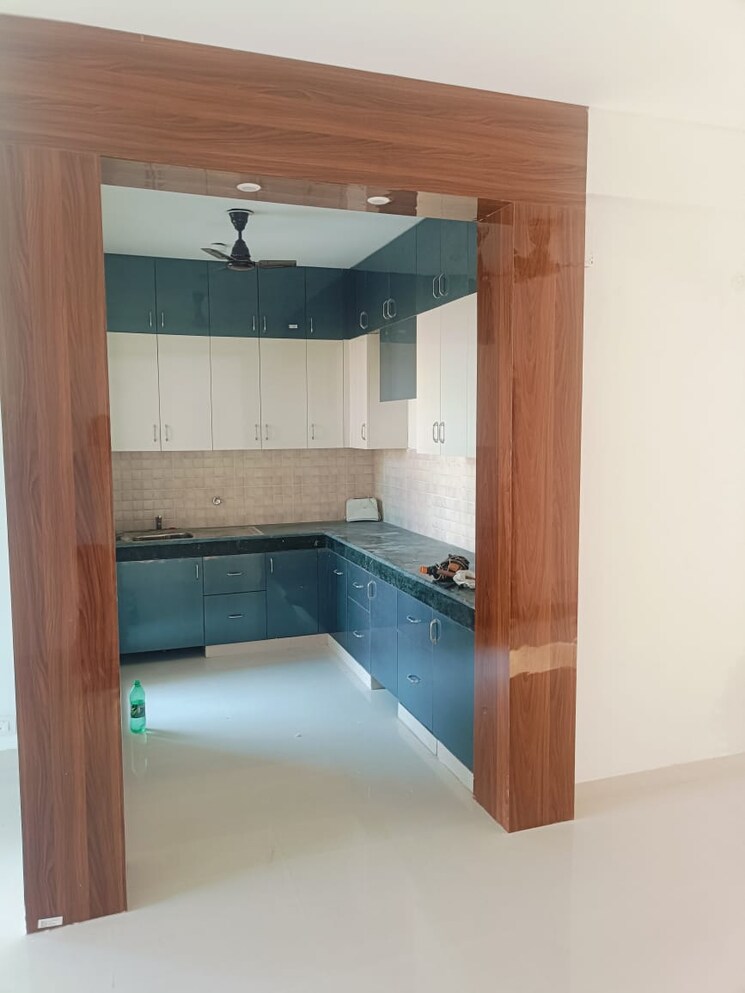 Kitchen, bptp-park-floors-i 4 Bedroom 1510 Sq.Ft. Apartment In Sector 77 Faridabad 8731848
