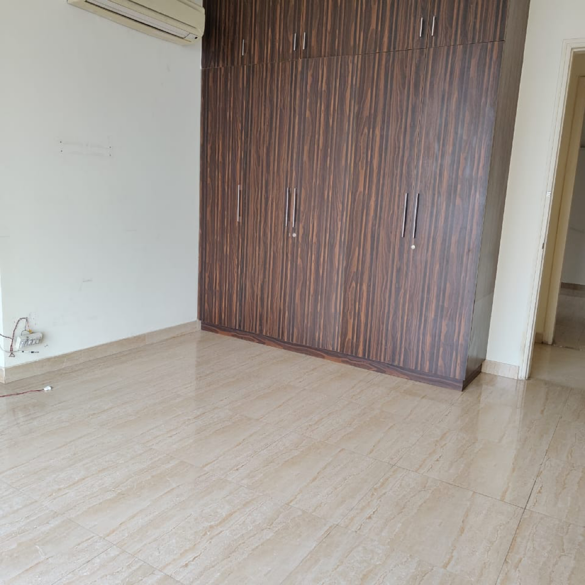 4 BHK + Servant Room 3192 Sq.Ft. Apartment in Ireo Victory Valley
