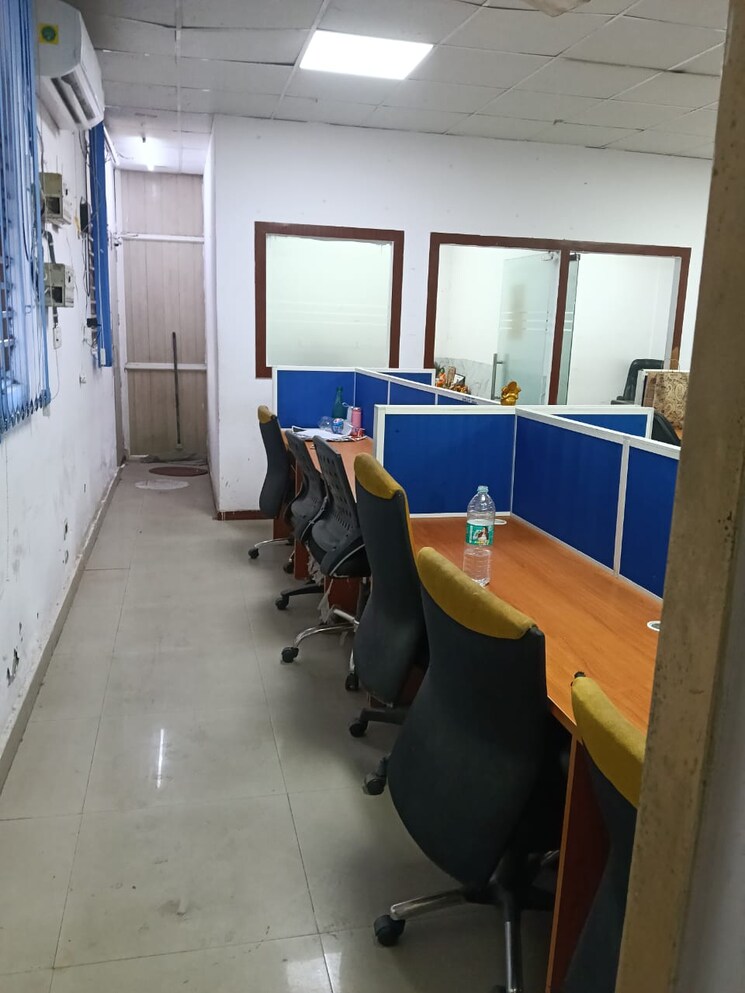 Team Area, logix-park Commercial Office Space in IT/SEZ 1000 Sq.Ft. In Sector 16 Noida 8731875