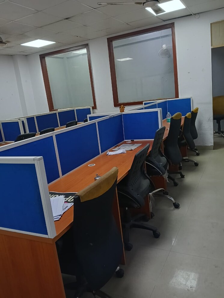 Team Area, logix-park Commercial Office Space in IT/SEZ 1000 Sq.Ft. In Sector 16 Noida 8731875