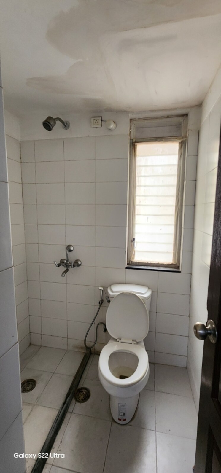 Attached Bathroom, puri-pranayam 2 Bedroom 1200 Sq.Ft. Apartment In Sector 82 Faridabad 8731942