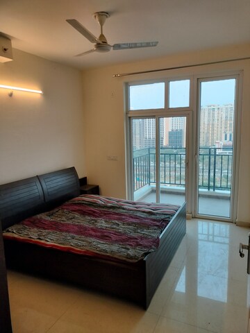 Bedroom in 3 BHK Apartment at Omaxe The Palace, Gomti Nagar – for Rent