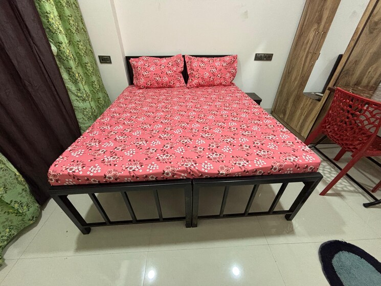 Room, nerul sector 20 Pg For Boys & Girls In Nerul Sector 20 8731901