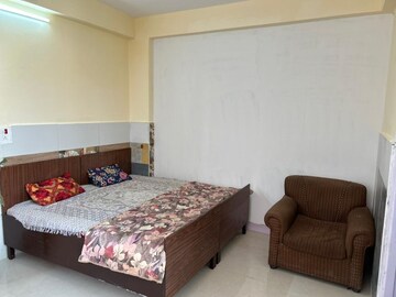 1 BHK Builder Floor For Rent in Sector 19