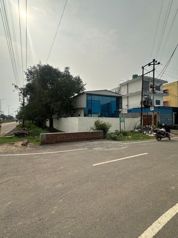Exterior View, kasna-industrial-area Commercial Warehouse 600 Sq.Mt. In Kasna Greater Noida 8731903