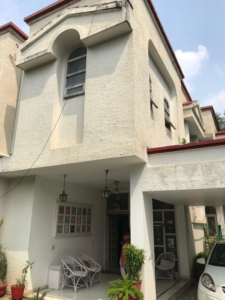 Exterior View, saket 4 Bedroom 4500 Sq.Ft. Villa In Saket Delhi 8731957