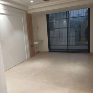 Room in 4 BHK Builder Floor at Dlf Phase ii – for Sale