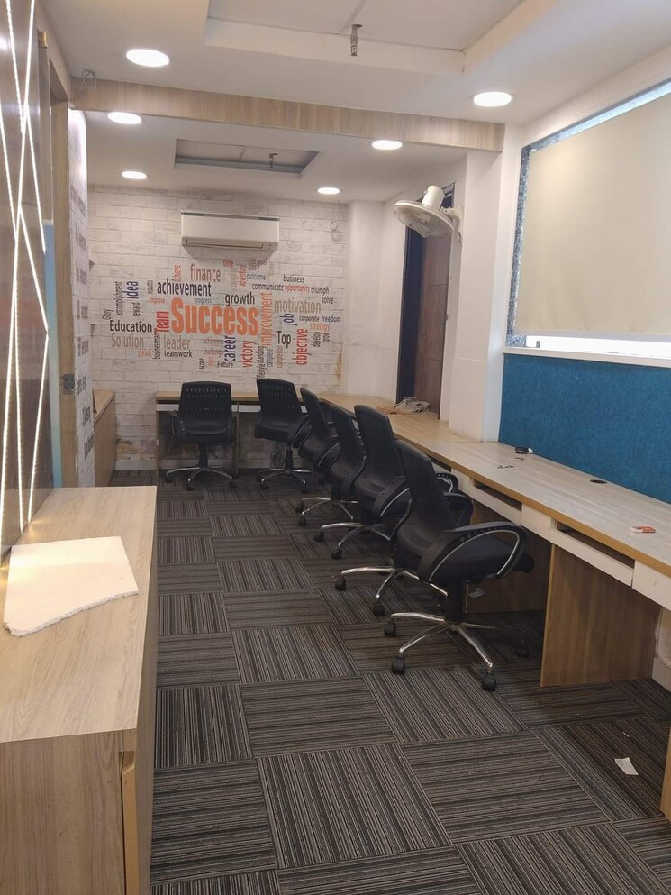 Floor Plan, netaji subhash place Commercial Office Space 1013 Sq.Ft. In Netaji Subhash Place Delhi 8731951