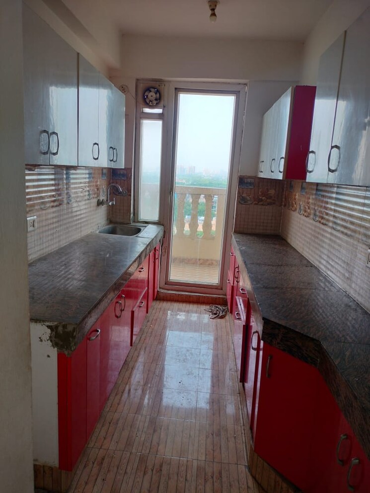 Kitchen, ansal-royal-heritage 2 Bedroom 859 Sq.Ft. Apartment In Sector 70 Faridabad 8731968