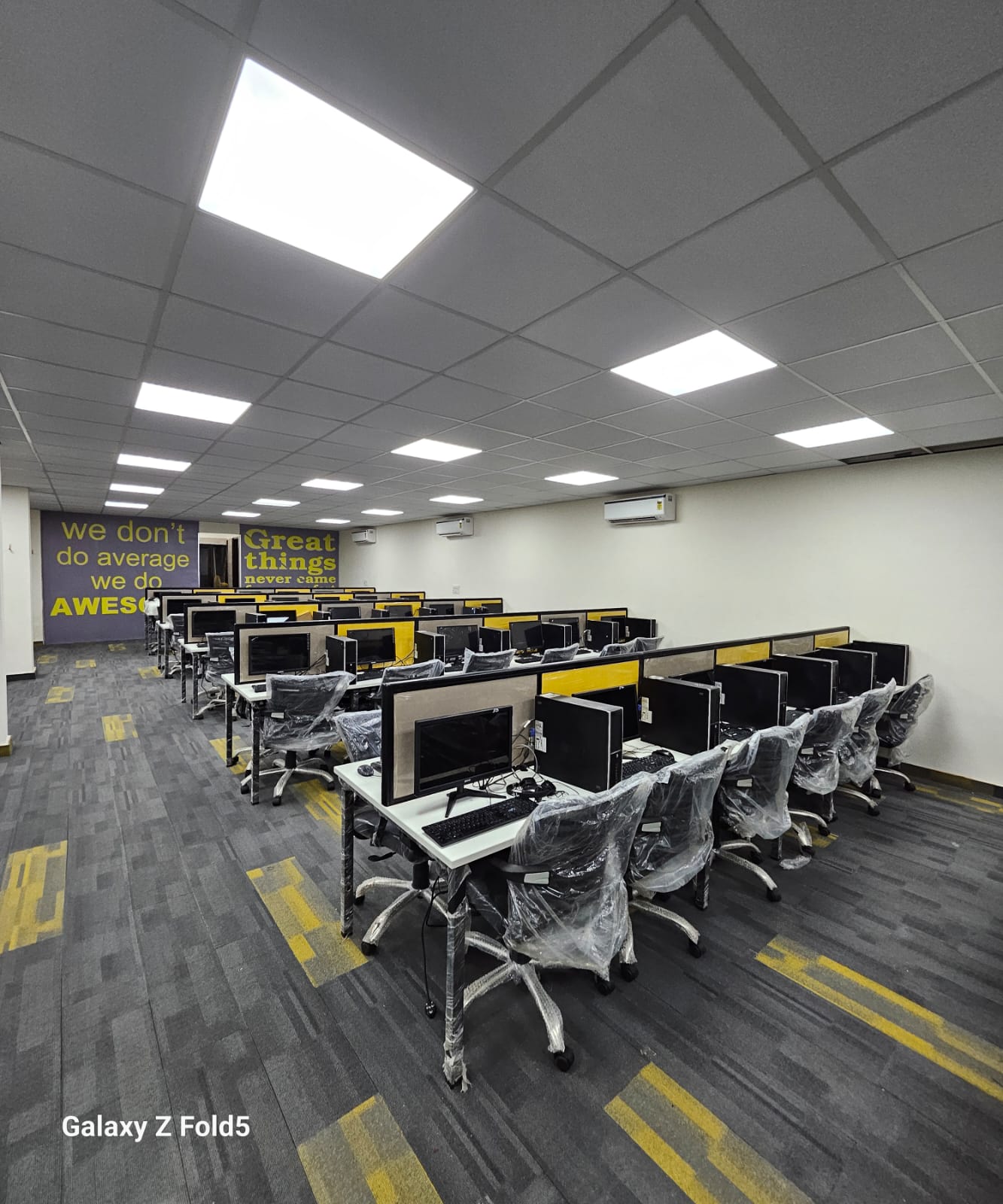 Office Space For Rent in Pearls Business Park 