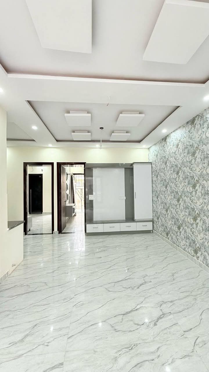 2 BHK + Servant Room,Study Room Apartment For Rent in Gill Colony