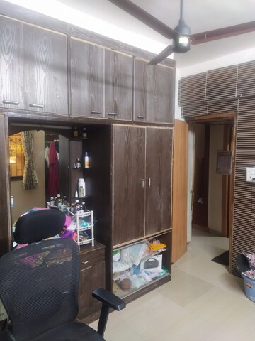 Furnished Amenities in 1 BHK Apartment at Laxmi Narayan CHS, Kopar Khairane – for Rent