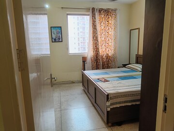 Bedroom in 2 BHK Apartment at DLF The Princeton Estate, Dlf Phase V – for Rent
