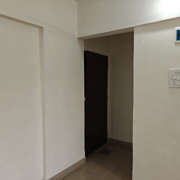 Room in 1 BHK Apartment at Blue Sky CHS, Kharghar Sector 4 – for Rent