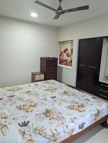 Bedroom in 3 BHK Apartment at Kalpataru Hills Phase II, Manpada – for Rent
