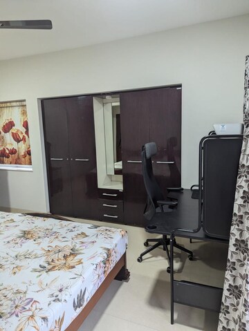 Bedroom in 3 BHK Apartment at Kalpataru Hills Phase II, Manpada – for Rent