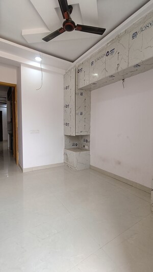 Room in 1 BHK Builder Floor at Sector 73 – for Sale