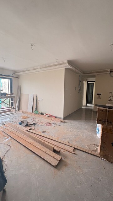 Bedroom in 3 BHK Apartment at Hubtown The Premiere, Andheri West – for Rent