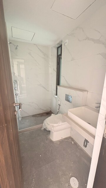 Bathroom in 3 BHK Apartment at Hubtown The Premiere, Andheri West – for Rent
