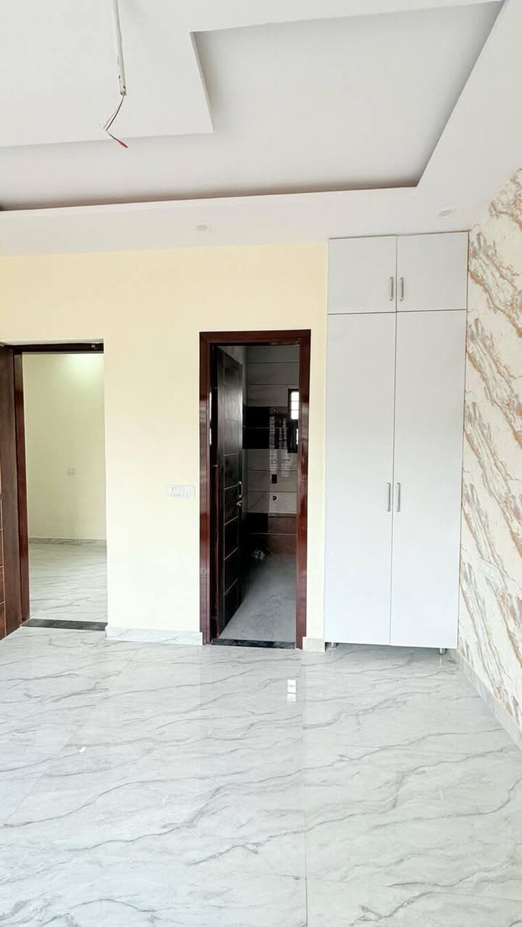 Room, garden colony 4 Bedroom 125 Sq.Yd. Independent House In Garden Colony Mohali 8732090