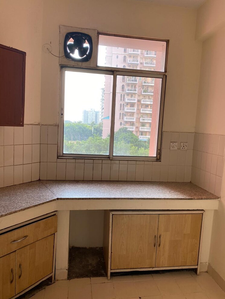 Kitchen, dlf-the-princeton-estate 2 Bedroom 1250 Sq.Ft. Apartment In Dlf Phase V Gurgaon 8732152