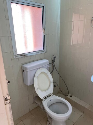 Bathroom in 2 BHK Apartment at DLF The Princeton Estate, Dlf Phase V – for Rent