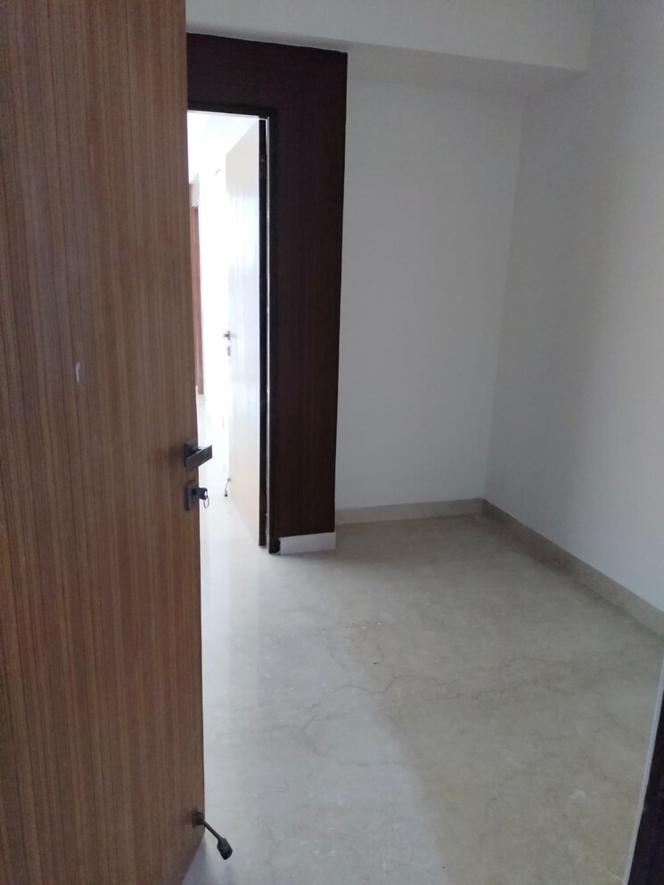 Room, jm-orchid 2.5 Bedroom 945 Sq.Ft. Apartment In Sector 76 Noida 8732144