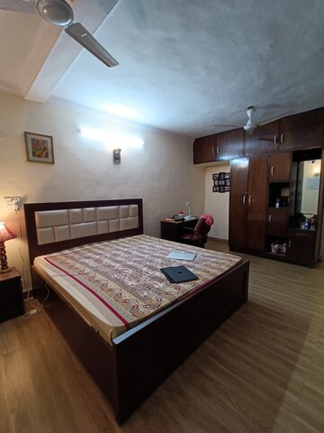 Bedroom in 2 BHK Builder Floor at Saket – for Rent
