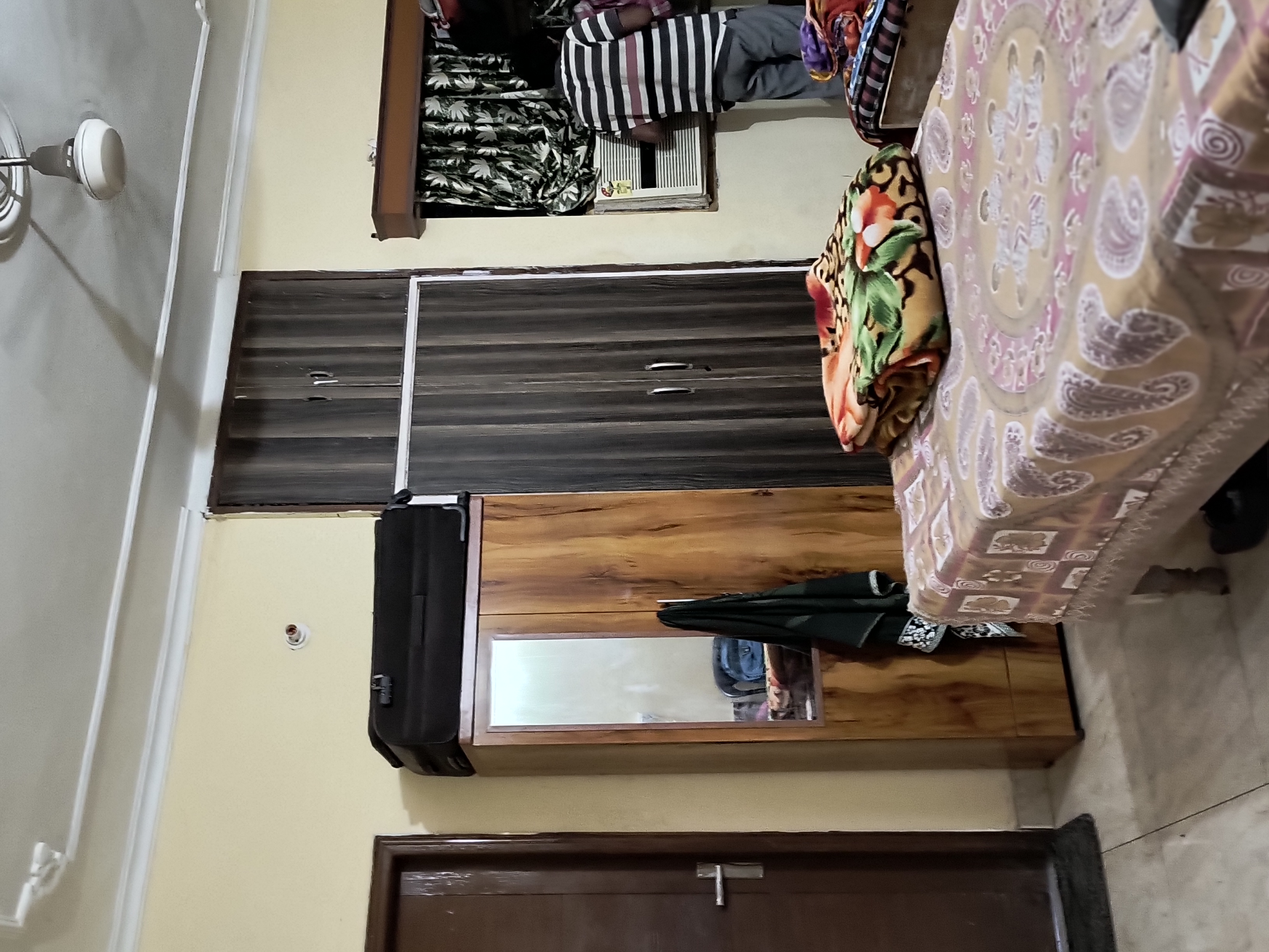 3.5 BHK + Extra Room Apartment For Sale in Sarita Vihar Pocket B Rwa