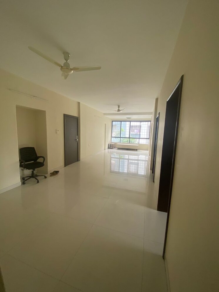 Living Room, karve-putala 3 Bedroom 1600 Sq.Ft. Apartment In Kothrud Pune 8732212