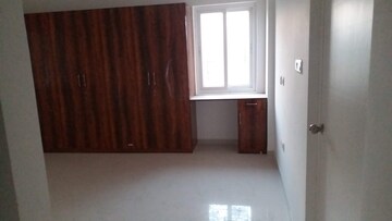 Room in 3 BHK Apartment at Begonia Homes, Manikonda – for Sale
