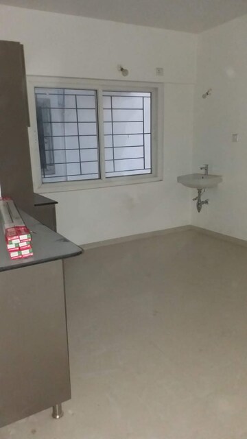 Room in 3 BHK Apartment at Begonia Homes, Manikonda – for Sale