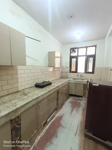 Kitchen in 3 BHK Builder Floor at Ansal Sushant Lok I, Sector 43 – for Rent