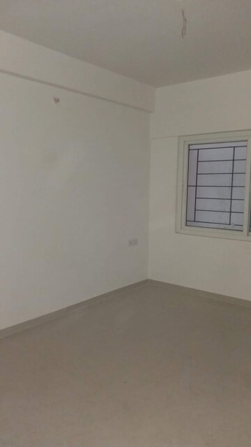 Room in 3 BHK Apartment at Begonia Homes, Manikonda – for Sale