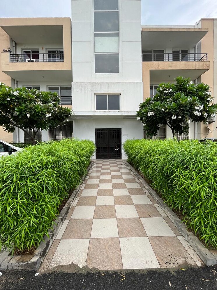 Exterior View, bptp-park-elite-floors 2 Bedroom 825 Sq.Ft. Apartment In Sector 85 Faridabad 8732332