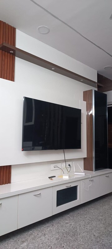 Room in 2.5 BHK Apartment at Bollineni Bion, Kothaguda – for Rent