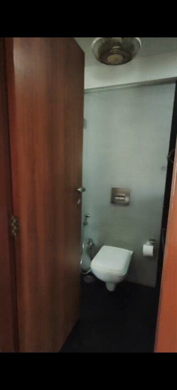 Bathroom in 2.5 BHK Apartment at Lokhandwala Harmony, Worli – for Sale